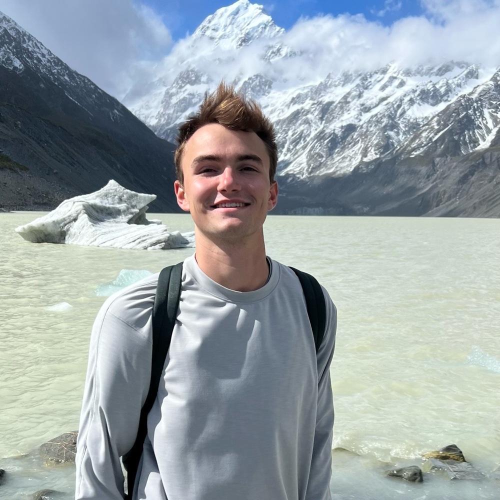 Meet your Posher, Robert